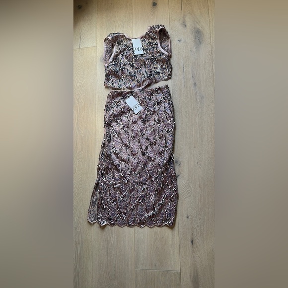 Zara - Picture 2 of 6